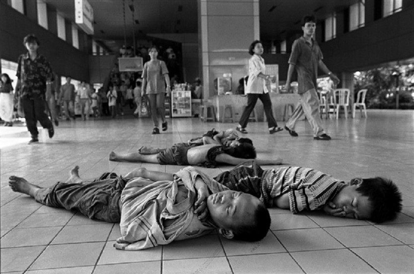 Бездомные в Джакарте
