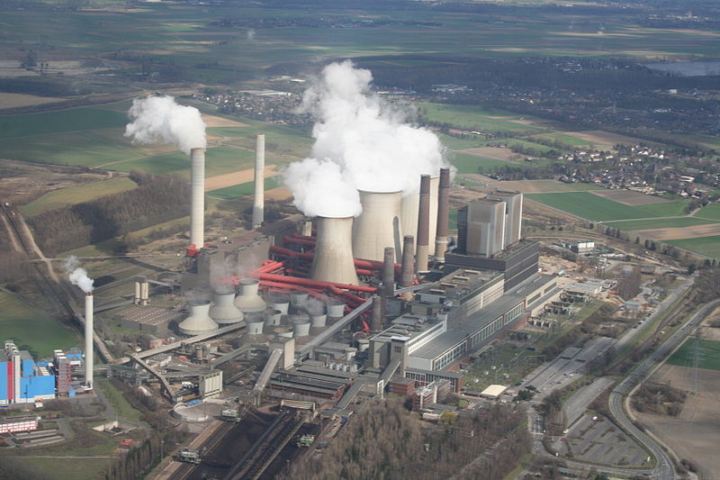 Электроэнергия, выработанная на основе сжигания ископаемого топлива в 2010 году