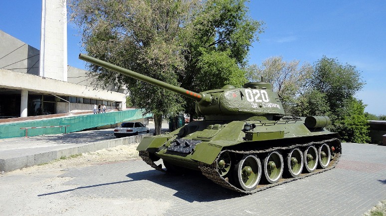 Танк T-34-85